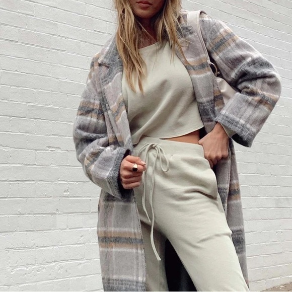 Princess Polly Penelope Coat - Picture 2 of 14